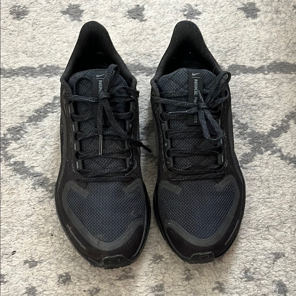 Women’s Nike Waterproof Running Shoes - Pegasus 41 GORE-TEX size 8